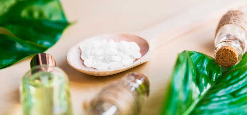 Bath salts, properties, relaxation and detoxification of the skin